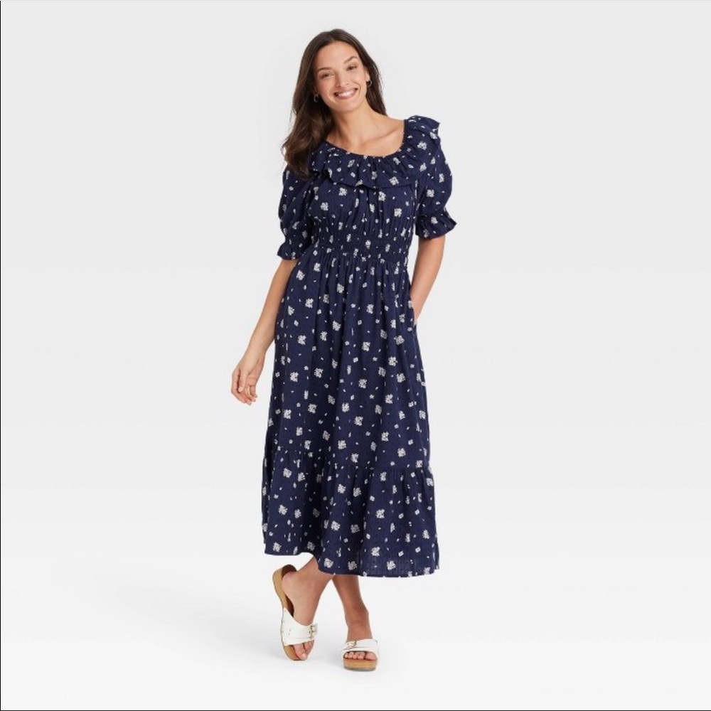 Universal Thread Navy Blue Puff Short Sleeve Ruffle Collar Dress